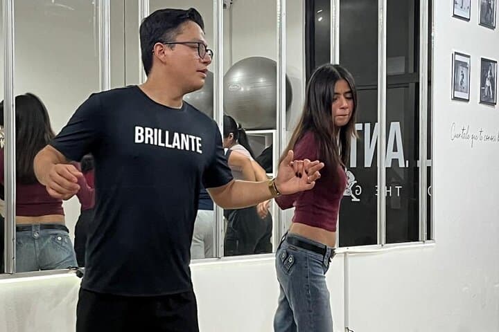 Learn Salsa & Bachata in Mitla: Latin Rhythm Dance Class in Oaxaca