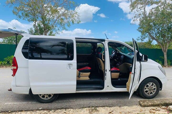 Punta Cana Private Airport Transfer — Door-to-Door Service from PUJ to Your Hotel photo 1
