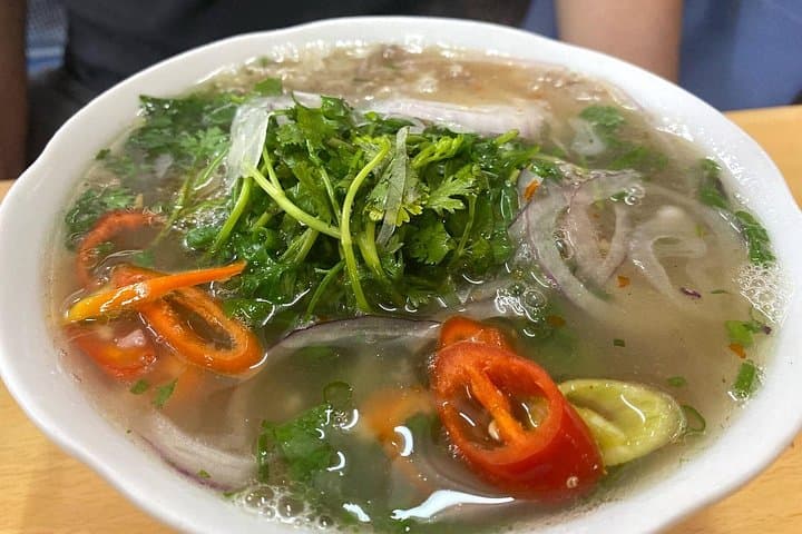 Private Walking Food Tour in Hanoi’s Old Quarter with Local Host Hang photo 4