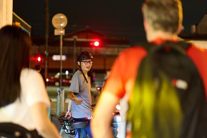 Kyoto Night E-Bike Tour Through Gion and Illuminated Temples photo 2