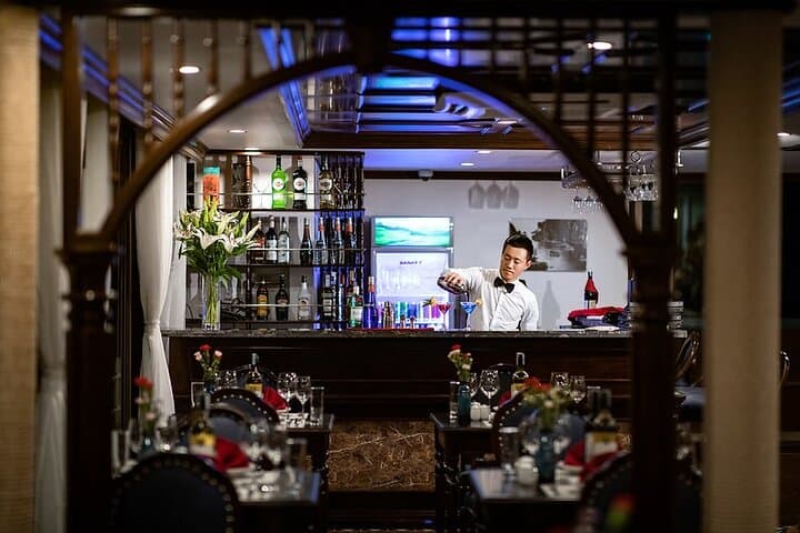 Luxury 2-Day Halong & Lan Ha Bay Cruise with Balcony Cabin photo 4