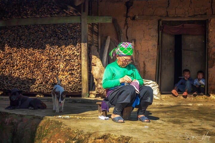 Half-Day Scenic Walk to Cat Cat Village from Sapa: Rice Terraces, Waterfall & Hmong Culture photo 5