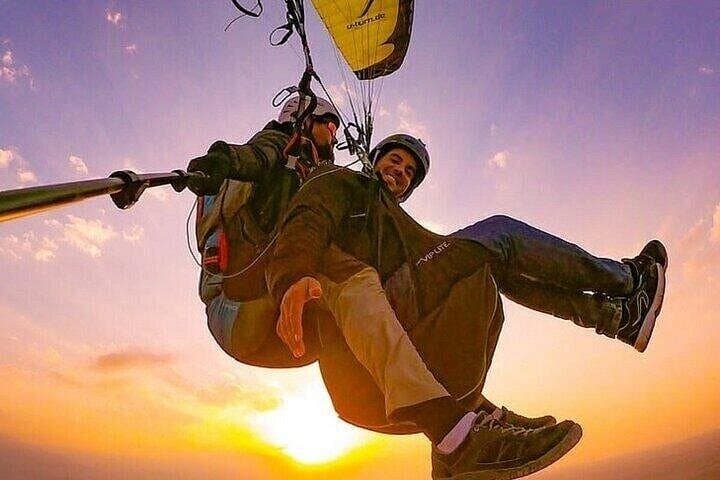 Paragliding Over Agafay: Fly from Marrakech to Atlas & Lalla Takerkoust photo 5