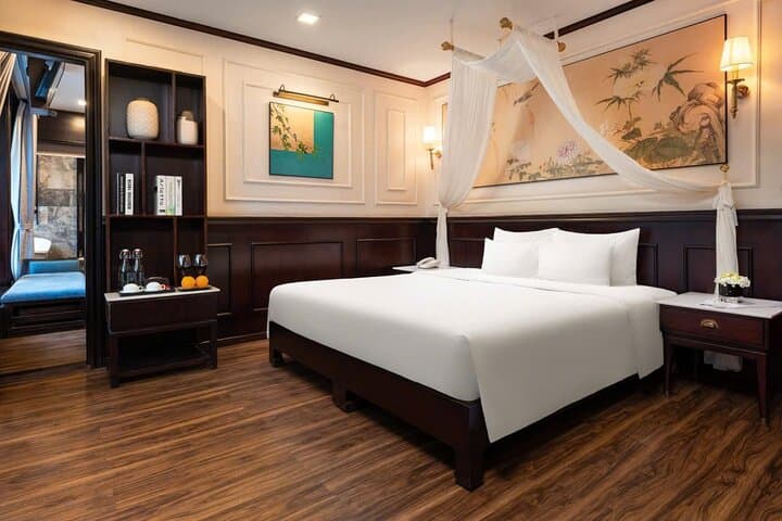 3-Day Lan Ha Bay Luxury Cruise and Ninh Binh Bungalow Tour photo 3