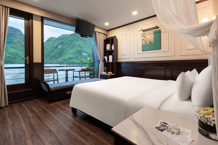 3-Day Lan Ha Bay Luxury Cruise and Ninh Binh Bungalow Tour photo 4