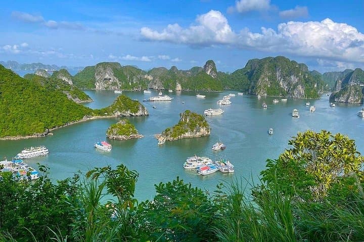 3-Day Ninh Binh & Ha Long Bay Luxury Cruise from Hanoi: Itinerary, Tips & What to Expect photo 1