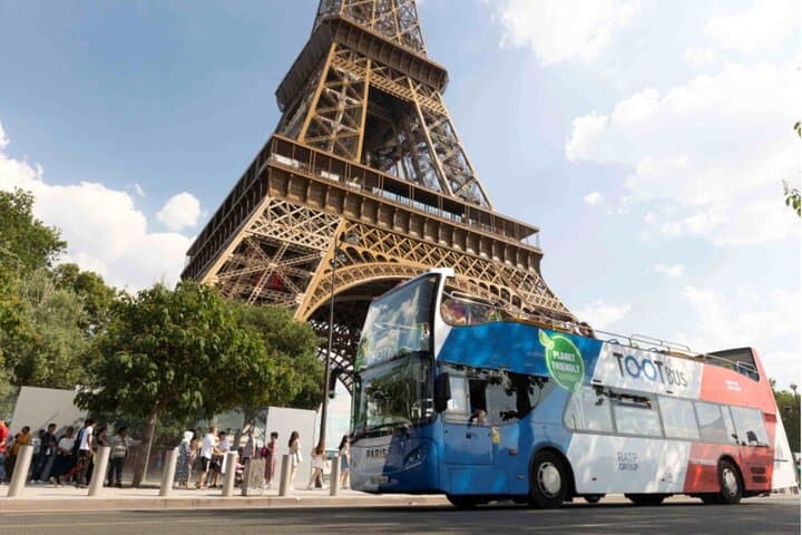 Paris Essentials City Card: Skip-the-Line Pass to Eiffel, Louvre & Versailles photo 2