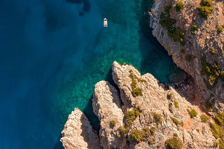 Private Boat Rental in Agios Nikolaos: Explore Mirabello Bay with Optional Skipper photo 4