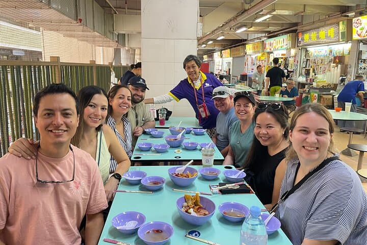 Chinatown Singapore Michelin and Local Hawker Food Tour: Taste the City's Best Bites photo 3