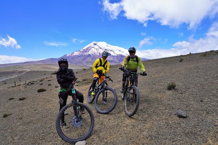Chimborazo Iceman MTB Downhill: High-Altitude Volcano Bike Tour from Quito photo 3