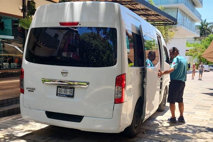 Private Roundtrip Transfer from Cancún to Xel-Há Park — Flexible Pickup & Drop-off photo 2