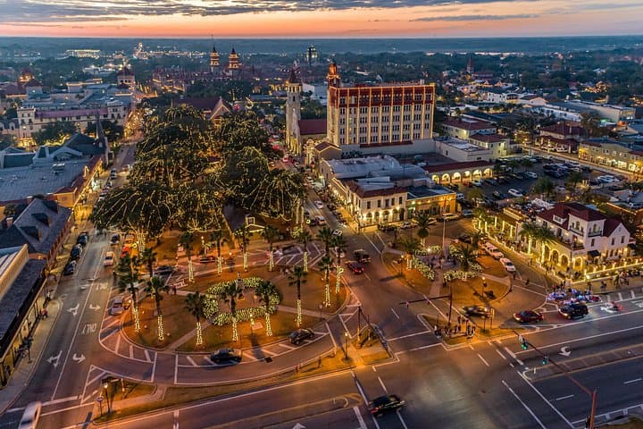 St. Augustine Nights of Lights Trolley Tour — Private Row for Up to 4 photo 2