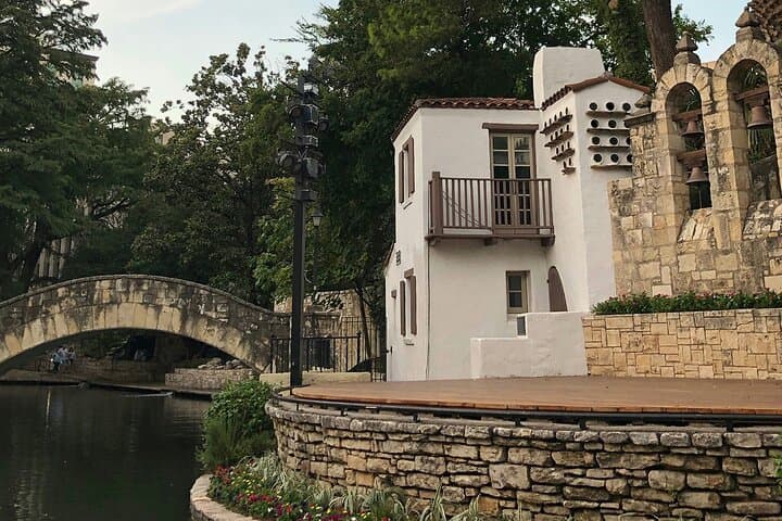 Self-Guided San Antonio River Walk Audio Tour — History, Architecture & Food Stops photo 2