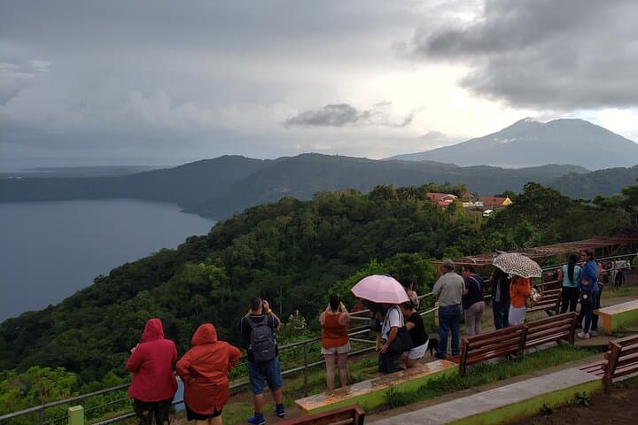 Day Trip to Nicaragua: Masaya Volcano, Granada & Lake Islets photo 2