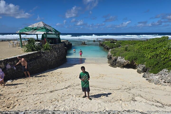 Efate Half-Day: Eton Beach, Blue Lagoon & Turtle Lunch photo 4