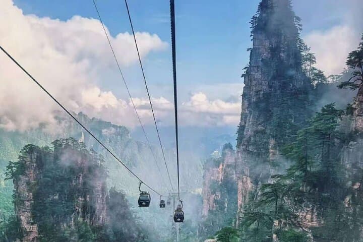 Tianmen Mountain Cableway: Glass Walk, Sky Gate & Ghost Valley — One-Day Tour photo 4