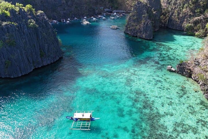 Coron Super Ultimate Tour: Kayangan Lake, Barracuda Lake & Twin Lagoon Day Trip photo 2
