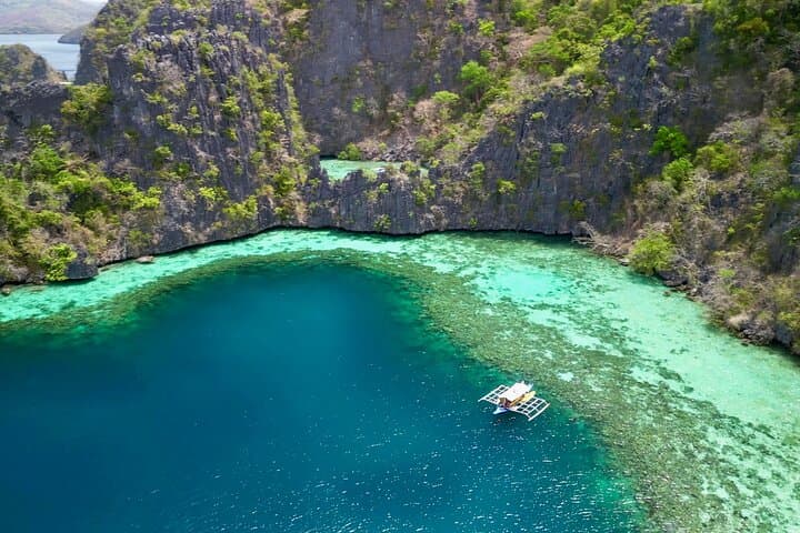 Coron Super Ultimate Tour: Kayangan Lake, Barracuda Lake & Twin Lagoon Day Trip photo 5