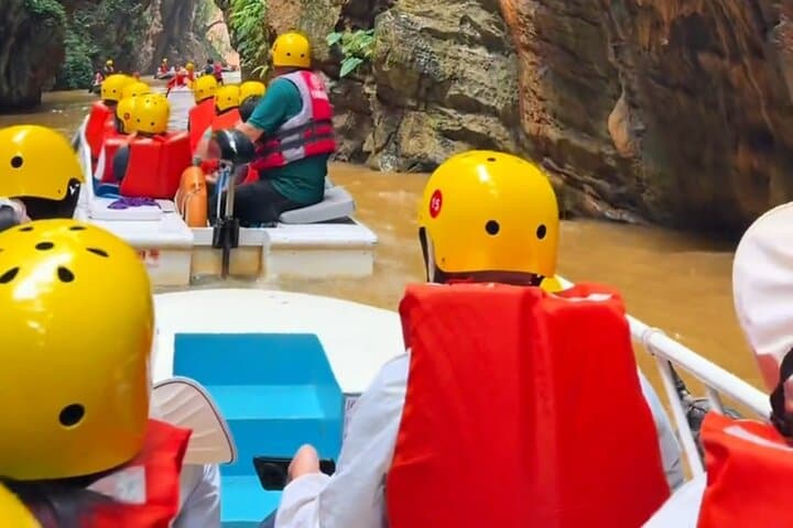 Jiuxiang Cave One-Day Tour from Kunming: Explore Yunnan’s 600-Million-Year Karst Museum photo 2