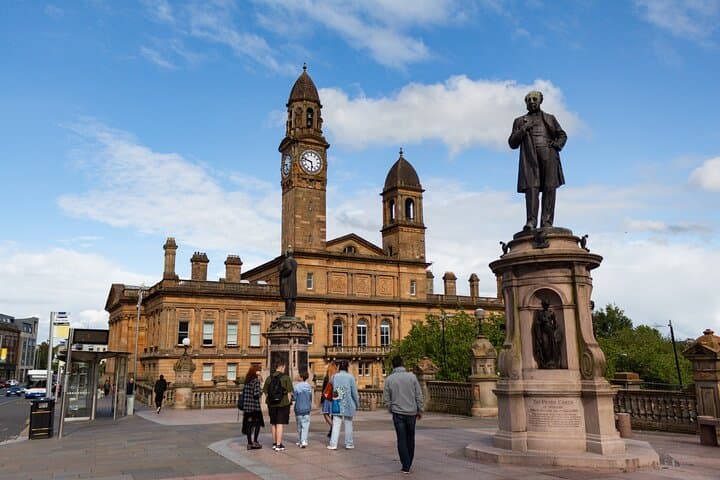 Paisley Architecture Walking Tour: Explore Scotland's Industrial and Medieval Heritage photo 4