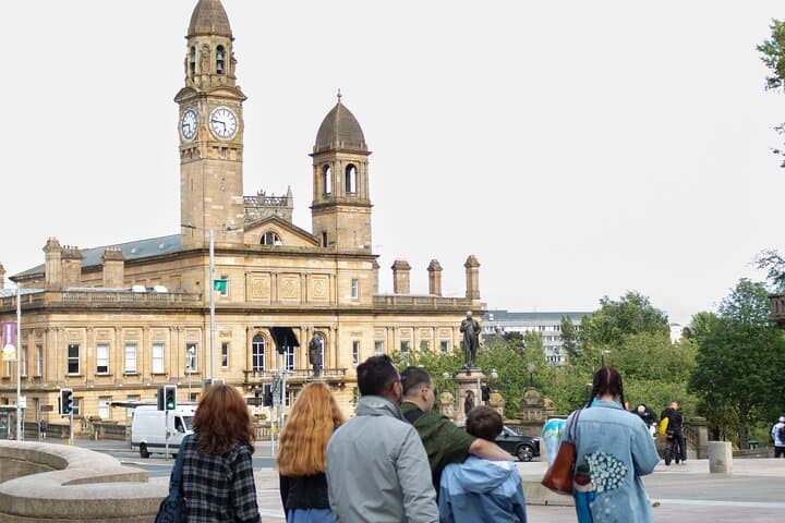 Paisley Architecture Walking Tour: Explore Scotland's Industrial and Medieval Heritage photo 6
