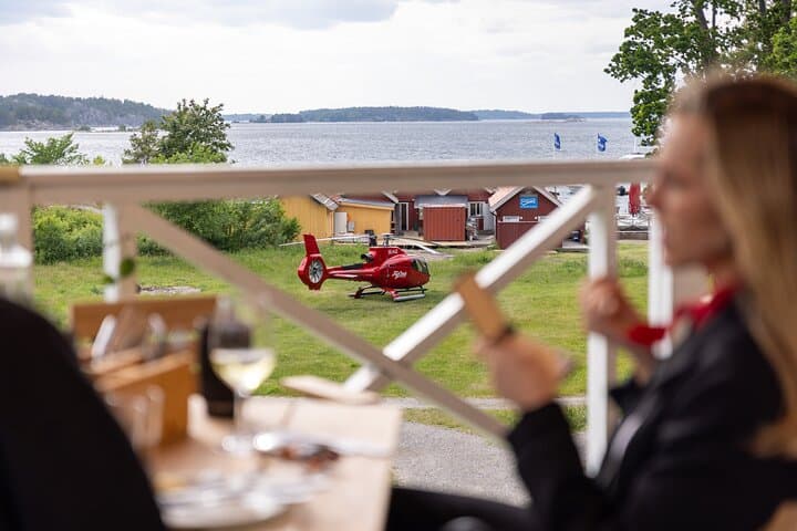 Helicopter Tour Over Stockholm Archipelago with Lunch on Grinda