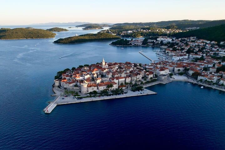 Korčula Private Island Tour with Local Guide — Beaches, Vineyards & History
