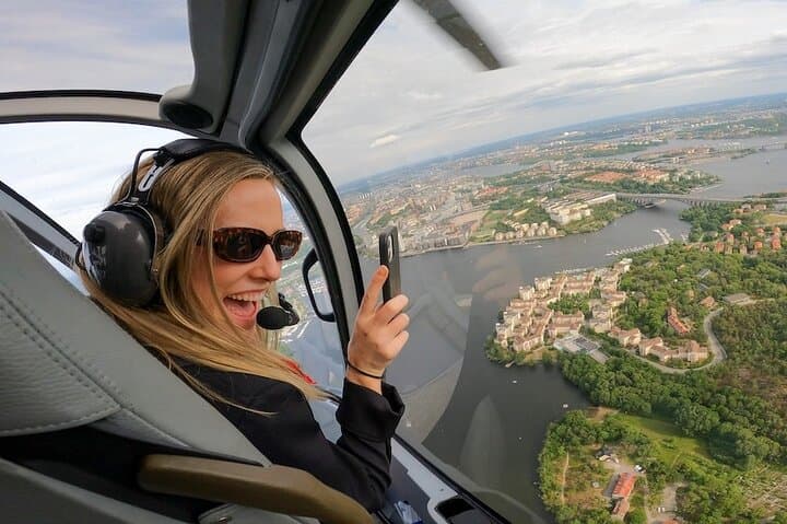 Stockholm Helicopter Tour: 12-Minute Skyline Flight Over Gamla Stan & Archipelago