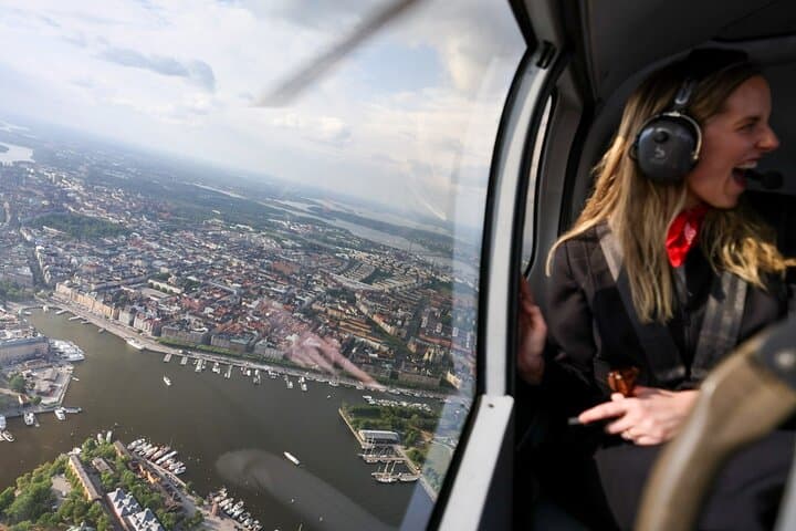Stockholm Helicopter Tour: 12-Minute Skyline Flight Over Gamla Stan & Archipelago photo 4