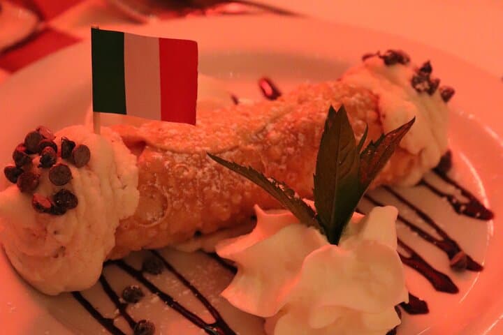 Federal Hill Dinner Stroll: Guided Italian Culinary Tour in Providence photo 3