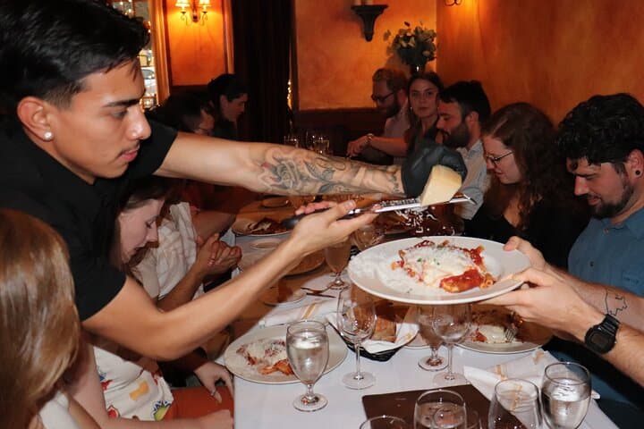 Federal Hill Dinner Stroll: Guided Italian Culinary Tour in Providence photo 2