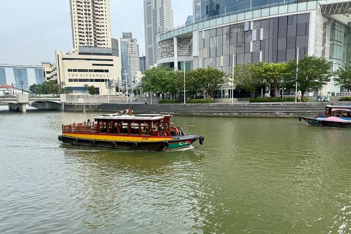 Civic District Walk and Singapore River Bumboat Cruise: History, Sights & Practical Tips