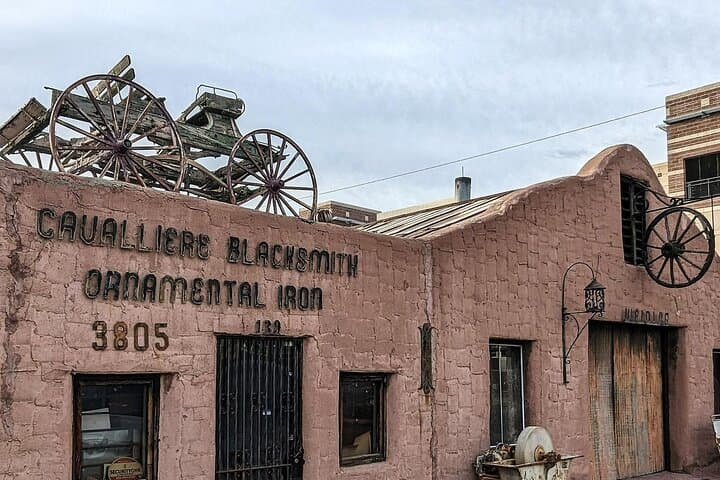 Self-Guided Walking Tour of Old Town Scottsdale's Art District photo 2