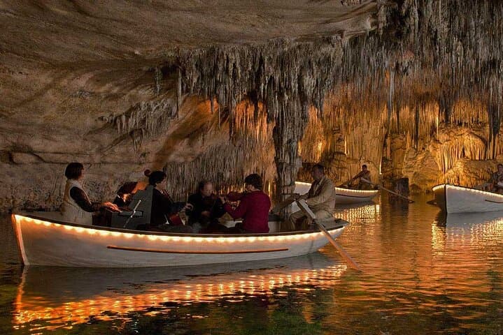 Drach Caves and Cuevas dels Hams Day Trip — Mallorca’s Underground Lakes and Coastal Charm