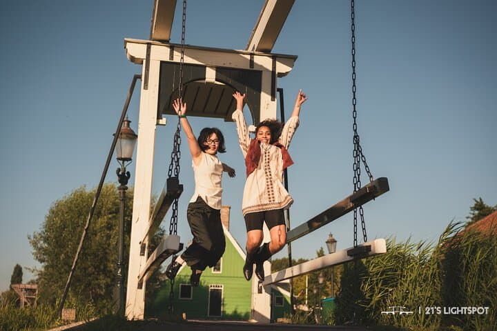 Private Photoshoot at Zaanse Schans Windmills — Capture Classic Dutch Scenery photo 4