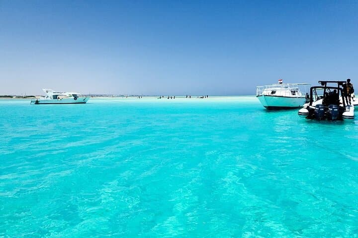 Hurghada Private 4-Hour Speedboat Tour with Snorkeling & Dolphin Swim photo 2
