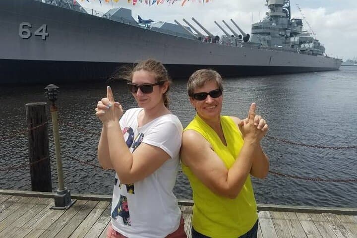 Chicago App-Led Scavenger Hunt: 90-Minute Self-Guided Urban Adventure photo 3