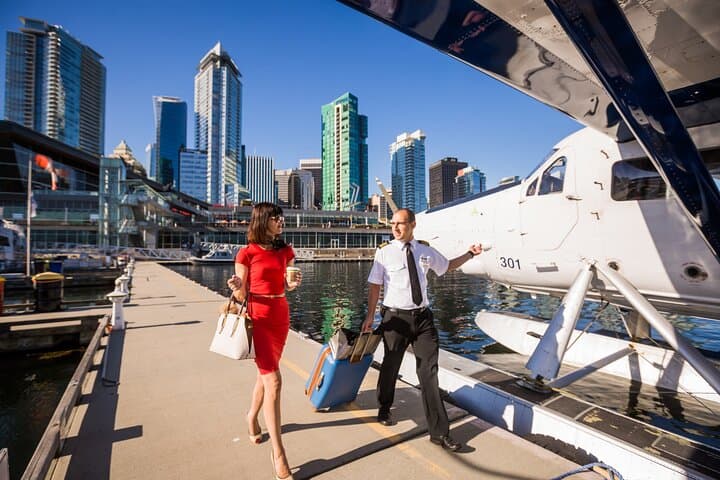Vancouver to Victoria Scenic Seaplane Transfer — 35‑Minute Harbour Air Flight
