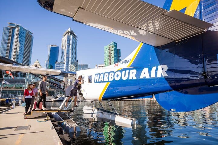 Vancouver to Seattle by Seaplane: One-Way Scenic Transfer Over the Salish Sea photo 3