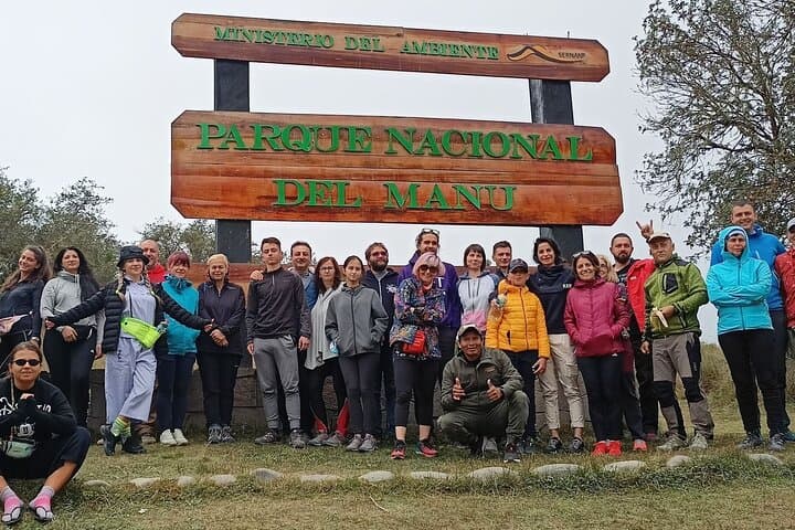 3-Day Manu Amazon Wildlife & Nature Tour from Cusco — Parrot Clay Lick & Jungle Lodges photo 2