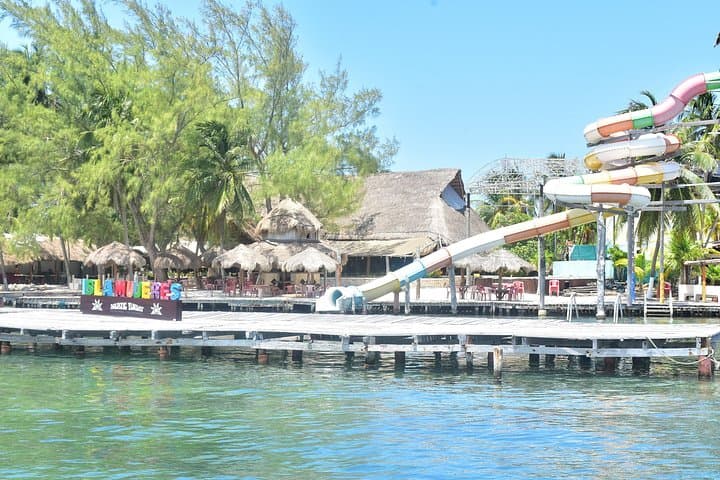 Cancun to Isla Mujeres Catamaran: Beach Club & Snorkel Day Trip photo 4