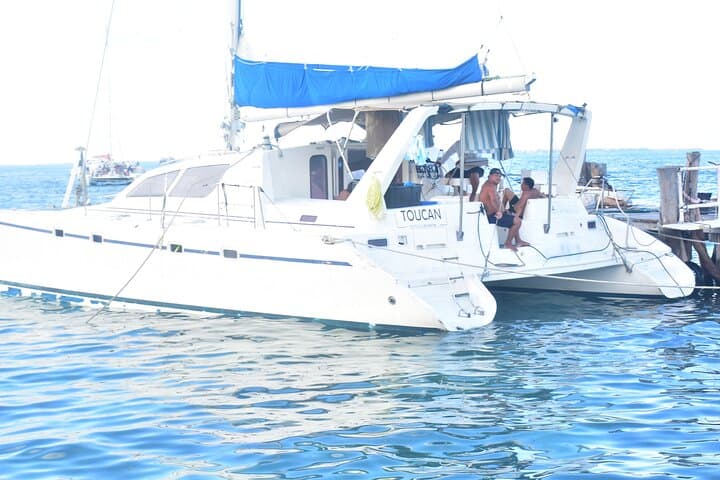 Cancun to Isla Mujeres Catamaran Party with Snorkel and Open Bar photo 6