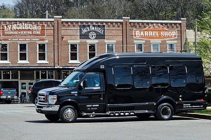 Luxury Executive Van Charter in Nashville — 12-Passenger Private Transport photo 3
