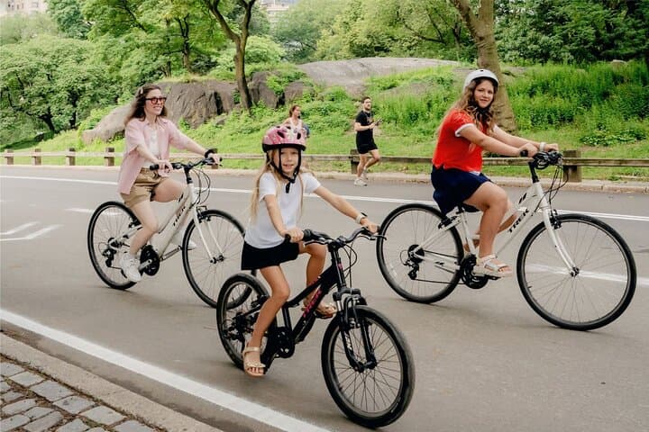Central Park Bike Rental — Quality Bikes, Helmet, Lock & Map
