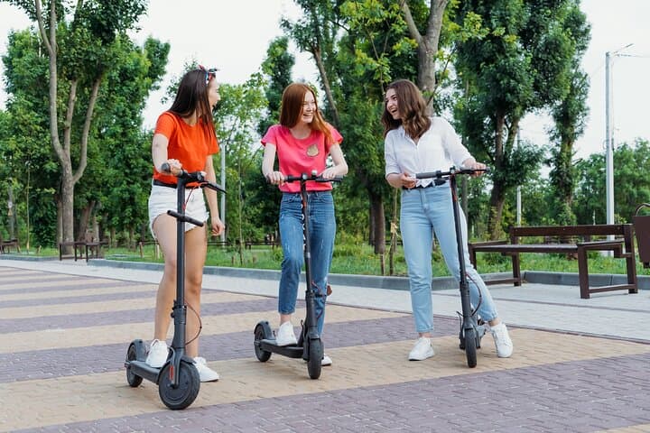 Explore NYC by Electric Scooter: Central Park to Midtown Rental Guide photo 4