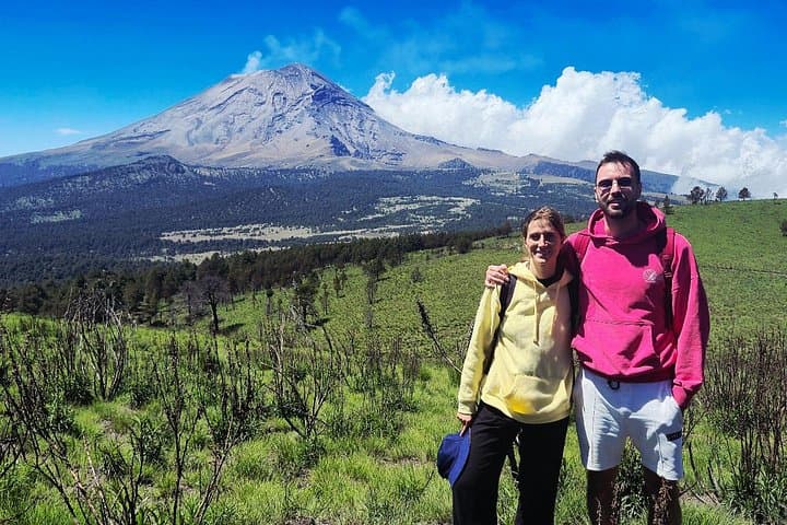 Iztaccíhuatl from Paso de Cortés: 15 km Volcano Hike with Popocatépetl Views photo 4
