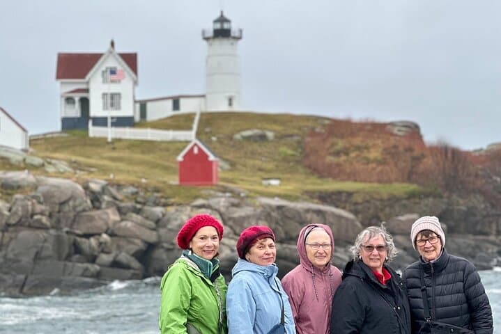 Coastal History and Scenic Charm: Exploring Kennebunkport, York, and Portsmouth on a Private Day Tour