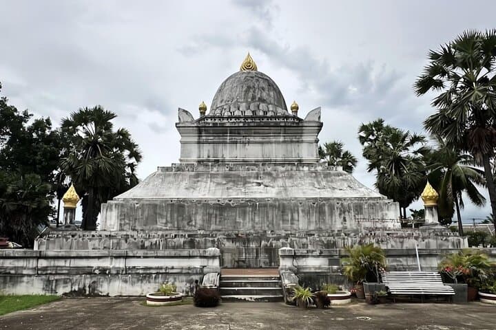 Classic Luang Prabang Day Tour: Temples, Kuang Si Falls & Phousi Hill photo 2