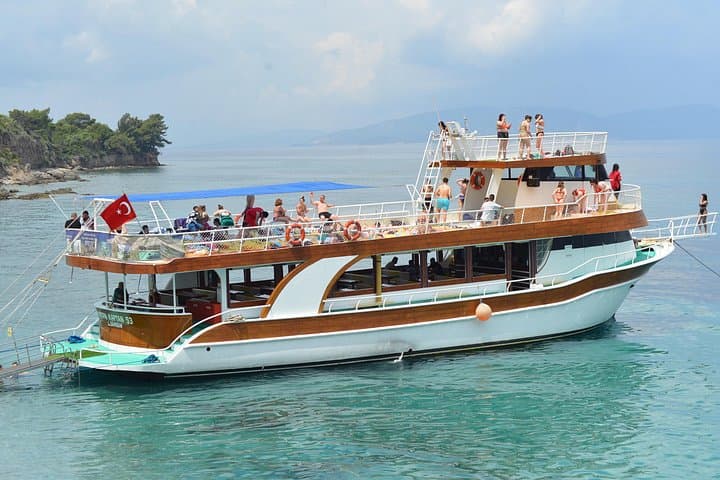 Kuşadası Full-Day Boat Cruise: 3 Bays, Swimming Stops & Lunch photo 6