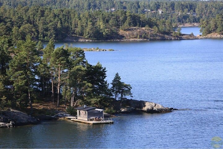 Stockholm Archipelago Cruise with Swedish Fika aboard M/S Vindhem photo 3